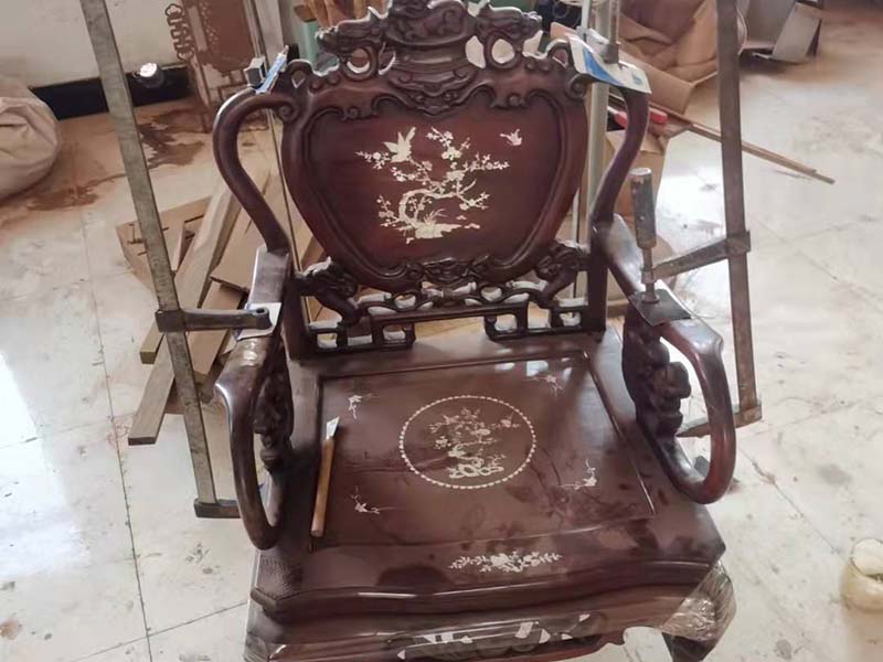 金州老旧红木家具翻新方法